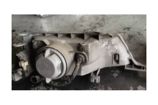 Recambio de faro delantero izquierdo para daewoo nexia 1.5 16v referencia OEM IAM   