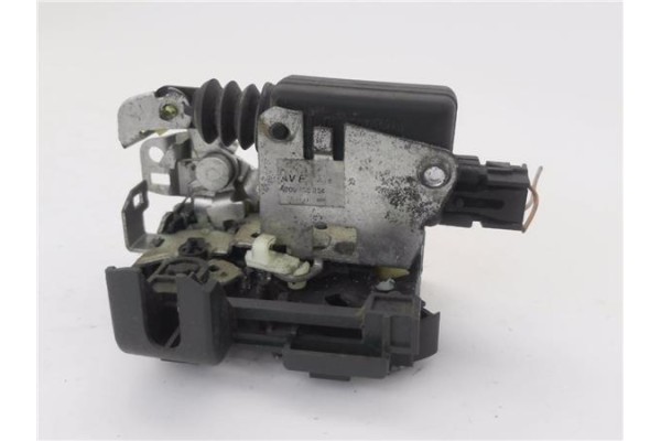 Recambio de cierre electromagnetico delantero derecho para dacia sandero i 1.6 ambiance referencia OEM IAM 8200735224  