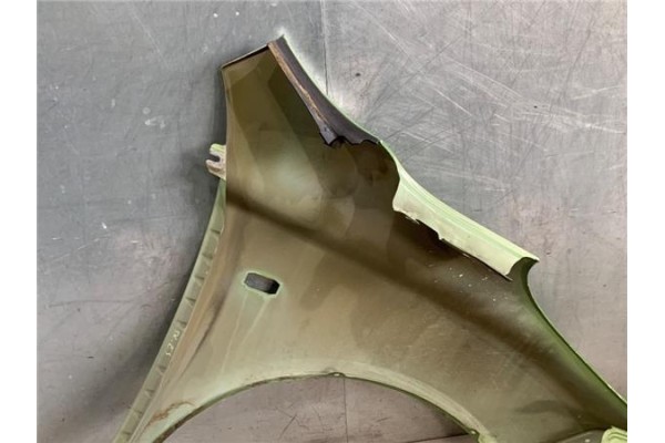 Recambio de aleta delantero izquierda para nissan micra (k12e) 1.5 dci referencia OEM IAM 63101AX630  