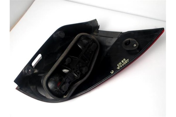 Recambio de piloto trasero izquierdo para renault laguna ii grandtour (kg0) 1.9 dci (kg0g) referencia OEM IAM 8200002471 2347 