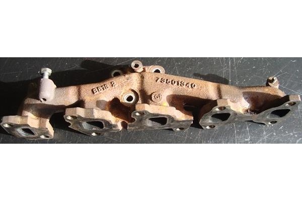 Recambio de colector escape para opel combo furgón/ranchera familiar 1.3 cdti 16v referencia OEM IAM   