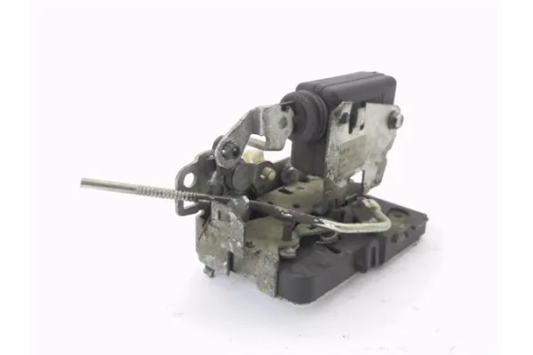 Recambio de cierre electromagnetico trasero derecho para dacia sandero i 1.6 ambiance referencia OEM IAM 8200735246  