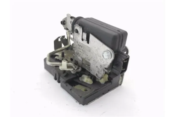 Recambio de cierre electromagnetico trasero derecho para dacia sandero i 1.6 ambiance referencia OEM IAM 8200735246  