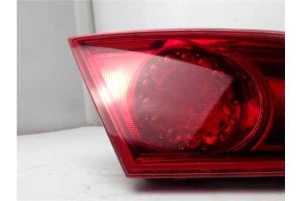 Recambio de piloto porton trasero izquierdo para seat leon (1p1) 1.9 tdi referencia OEM IAM 1P0945107E  