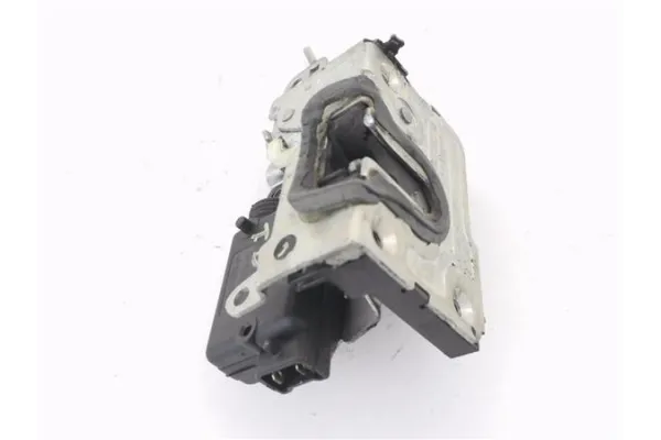 Recambio de cierre electromagnetico trasero derecho para dacia sandero i 1.6 ambiance referencia OEM IAM 8200735246  