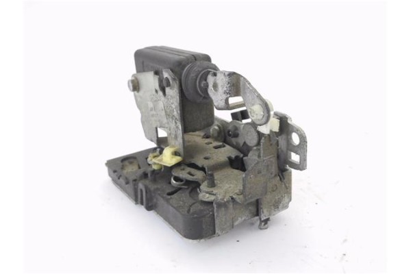 Recambio de cierre electromagnetico trasero izquierdo para dacia sandero i 1.6 ambiance referencia OEM IAM 8200735248  
