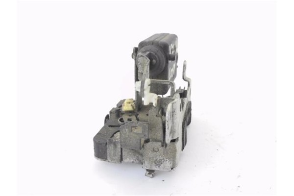 Recambio de cierre electromagnetico trasero izquierdo para dacia sandero i 1.6 ambiance referencia OEM IAM 8200735248  