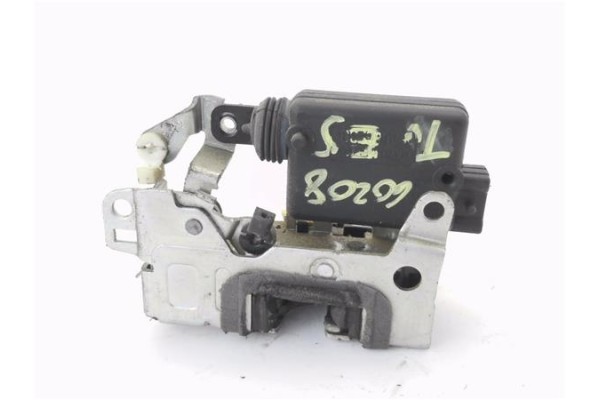 Recambio de cierre electromagnetico trasero izquierdo para dacia sandero i 1.6 ambiance referencia OEM IAM 8200735248  