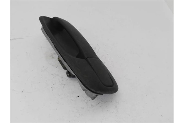 Recambio de maneta exterior porton para renault trafic ii autobús (jl) 1.9 dci referencia OEM IAM 8200170625 91168527 