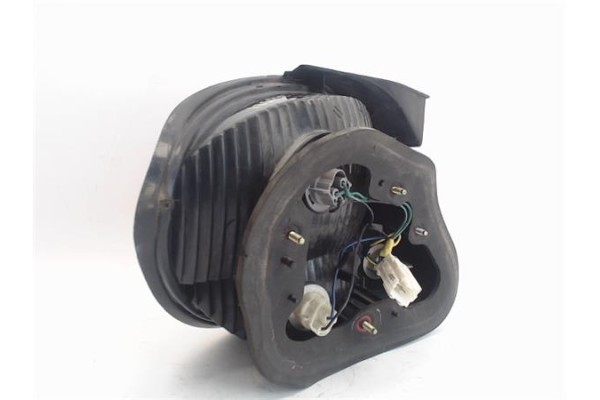 Recambio de piloto trasero derecho para hyundai coupe (rd) referencia OEM IAM 9242027410  