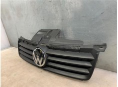 Recambio de rejilla paragolpes delantero para volkswagen polo iv (9n1) 1.4 16v referencia OEM IAM 6Q0853651C9B9  