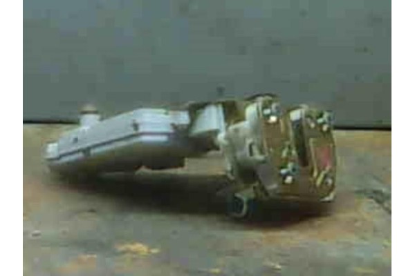 Recambio de cierre electromagnetico trasero derecho para nissan primera berlina (p11)(1996) 2.0 referencia OEM IAM   