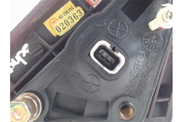 Recambio de retrovisor electrico derecho para hyundai coupe (j2) referencia OEM IAM   