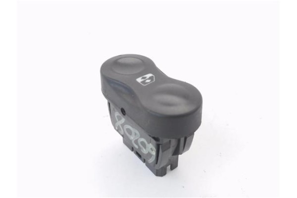 Recambio de mando elevalunas delantero izquierdo para dacia sandero i 1.6 ambiance referencia OEM IAM 8200108273 602227 