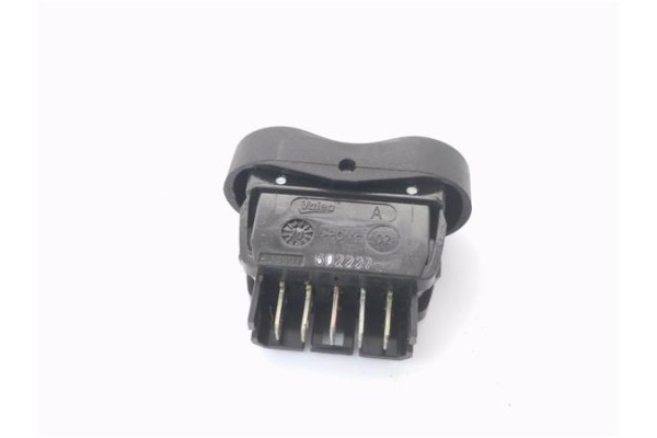 Recambio de mando elevalunas delantero izquierdo para dacia sandero i 1.6 ambiance referencia OEM IAM 8200108273 602227 