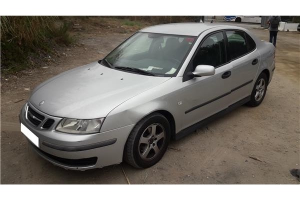saab 9-3 berlina del año 2003