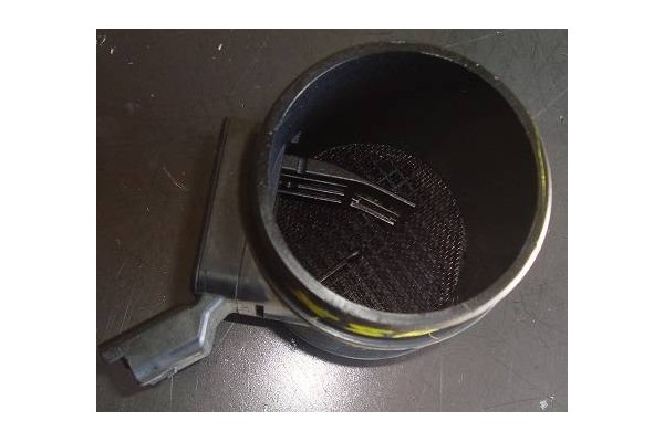Recambio de caudalimetro para citroen xsara berlina 2.0 hdi 109 referencia OEM IAM 9628336380 5WK9623 