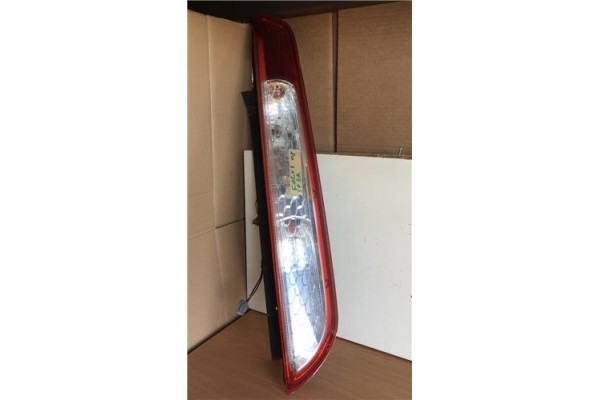 Recambio de piloto trasero derecho para ford focus lim. (cb4)(2008) 1.6 titanium [1,6 ltr. - 74 kw 16v cat] referencia OEM IAM 8