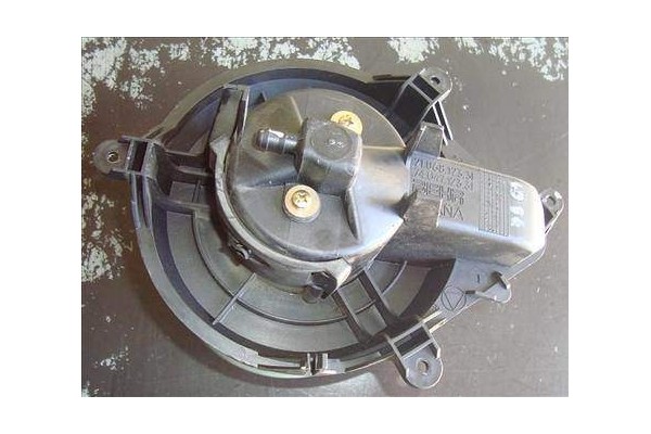 Recambio de motor calefaccion para citroen xsara berlina 2.0 hdi 109 referencia OEM IAM 740472133F 210681233F 