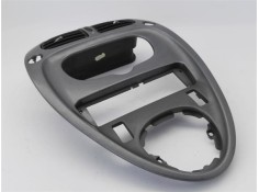 Recambio de consola para citroen xsara picasso referencia OEM IAM 9631315877  