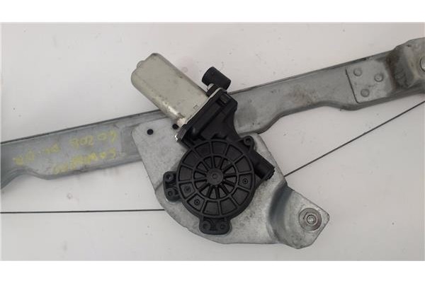 Recambio de mecanismo elevalunas delantero derecho para dacia sandero i 1.6 ambiance referencia OEM IAM 8200733825  