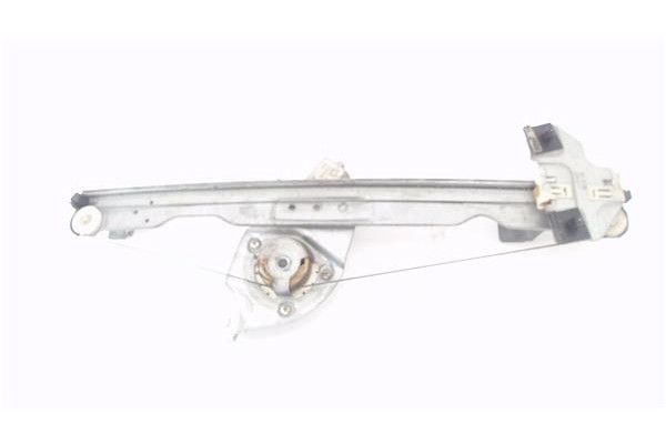 Recambio de mecanismo elevalunas delantero derecho para dacia sandero i 1.6 ambiance referencia OEM IAM 8200733825  