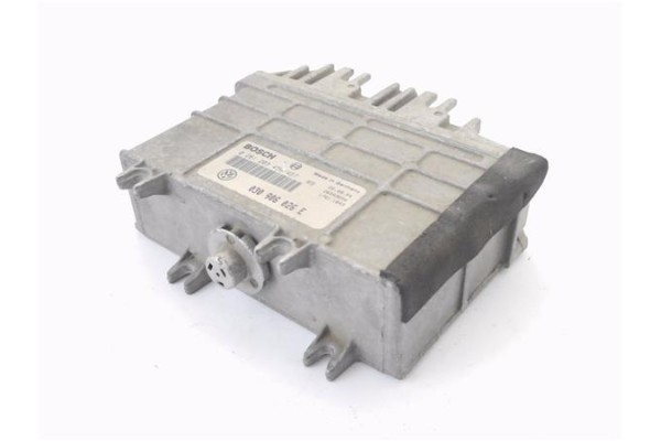 Recambio de centralita para volkswagen polo iii (6n1) 55 1.3 referencia OEM IAM 03906026E 0261203456 