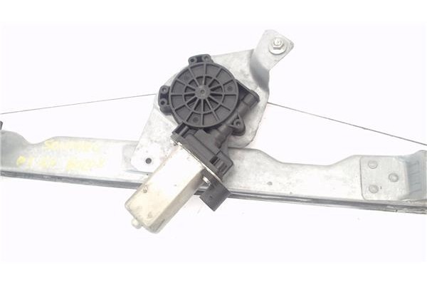 Recambio de mecanismo elevalunas delantero izquierdo para dacia sandero i 1.6 ambiance referencia OEM IAM 8200733826  