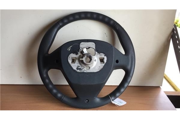 Recambio de volante para ford fiesta vi 1.4 tdci referencia OEM IAM 62146117A  
