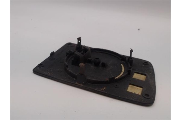 Recambio de cristal retrovisor izdo para opel corsa a referencia OEM IAM   