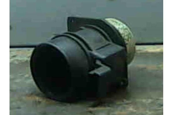 Recambio de caudalimetro para renault master ii furgón (fd) 2.5 dci 120 referencia OEM IAM H77003146697700314057 5WK9 