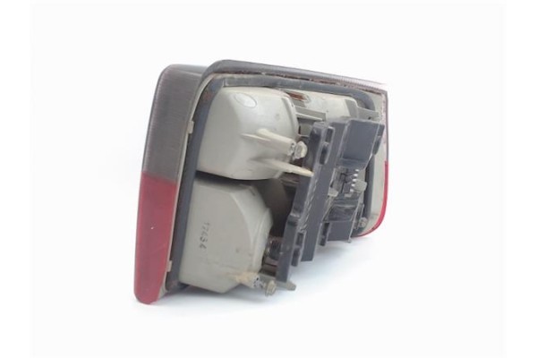 Recambio de piloto trasero izquierdo para opel astra f berlina referencia OEM IAM 394449 1223977 