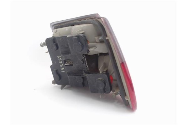 Recambio de piloto trasero izquierdo para opel astra f berlina referencia OEM IAM 394449 1223977 