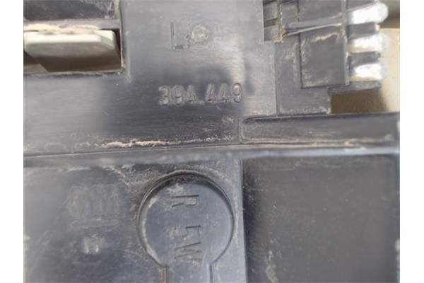 Recambio de piloto trasero izquierdo para opel astra f berlina referencia OEM IAM 394449 1223977 