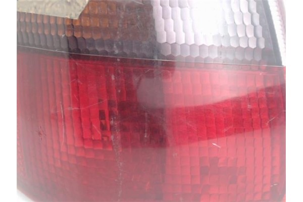 Recambio de piloto trasero derecho para opel astra f berlina referencia OEM IAM 394448 1223144 