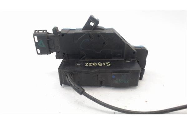 Recambio de cierre electromagnetico trasero izquierdo para peugeot 207 1.4 confort referencia OEM IAM 9137F9  