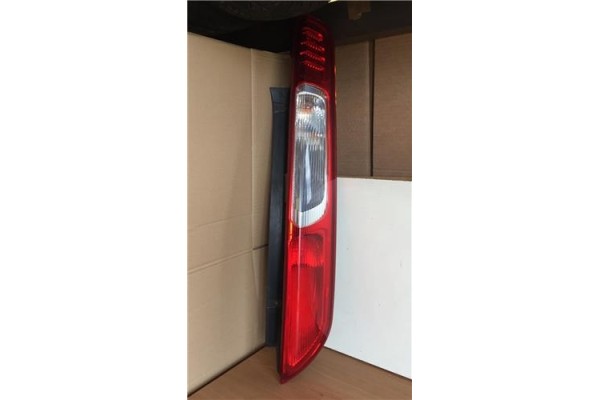 Recambio de piloto trasero derecho para ford focus berlina (cap)(2004) 1.6 ghia [1,6 ltr. - 80 kw tdci cat] referencia OEM IAM 4