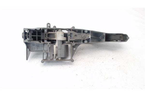 Recambio de maneta exterior delantero derecha para peugeot 207 1.4 confort referencia OEM IAM 9101GH  