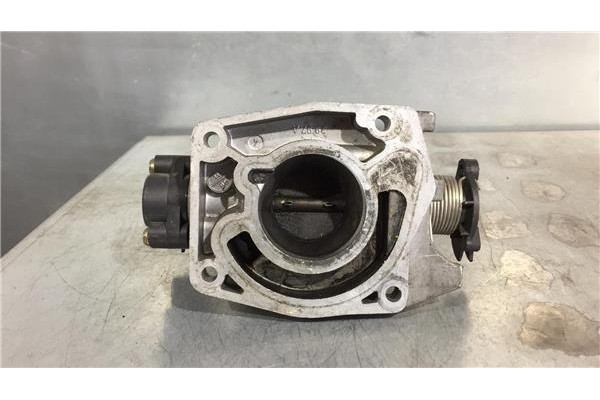 Recambio de caja mariposa aire para ford ka (ccq) 1.3 i referencia OEM IAM 97BFAD 861114 