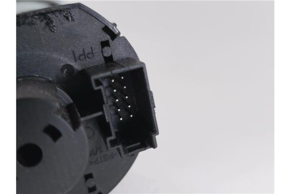 Recambio de mando de luces para volkswagen golf v (1k1) 1.9 tdi referencia OEM IAM 1K0941431AH 1K0941431 