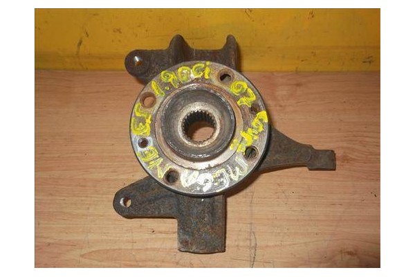 Recambio de mangueta delantero izquierda para renault megane ii coupé-cabriolet (em0/1_) 1.9 dci referencia OEM IAM   