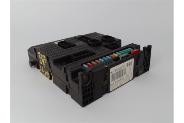 Recambio de caja fusibles/rele para peugeot 207 1.4 confort referencia OEM IAM 9659285380  