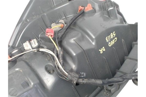Recambio de piloto trasero derecho para kia ceed (ed) 1.6 concept referencia OEM IAM 924021H300 2222995 