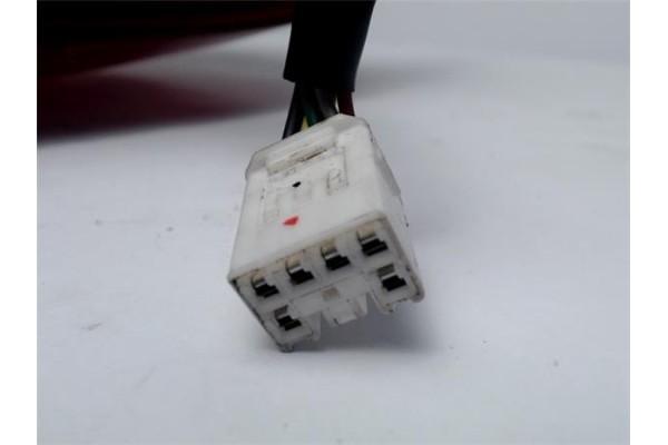 Recambio de piloto trasero derecho para kia ceed (ed) 1.6 concept referencia OEM IAM 924021H300 2222995 
