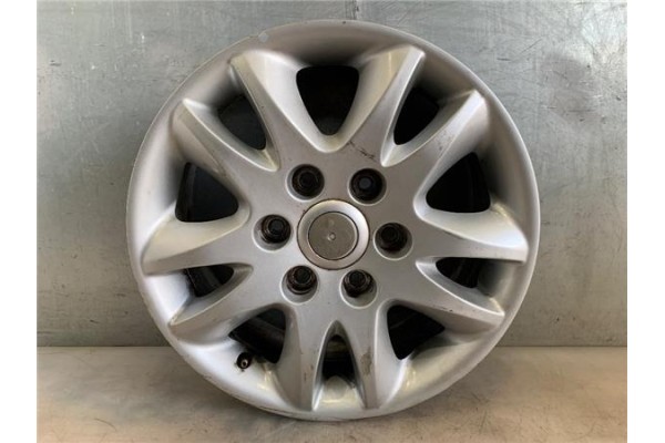 Recambio de llanta para kia carnival 2.9 crdi referencia OEM IAM 529104D250  