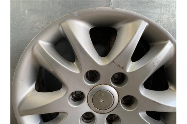 Recambio de llanta para kia carnival 2.9 crdi referencia OEM IAM 529104D250  