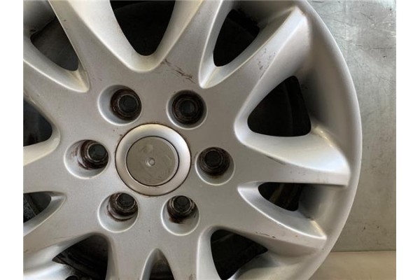 Recambio de llanta para kia carnival 2.9 crdi referencia OEM IAM 529104D250  