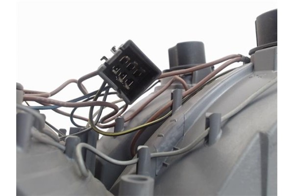 Recambio de piloto trasero izquierdo para opel calibra referencia OEM IAM 45172  