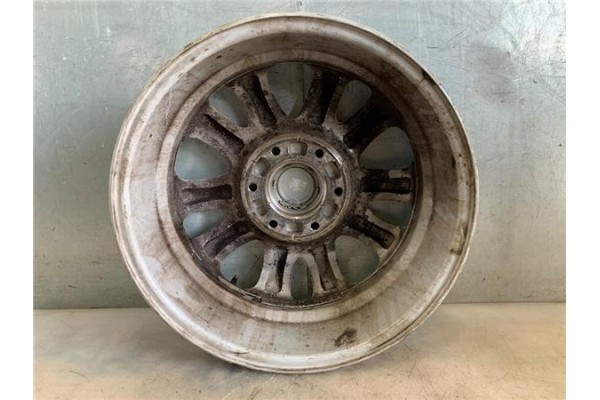 Recambio de llanta para kia carnival 2.9 crdi referencia OEM IAM 529104D250  