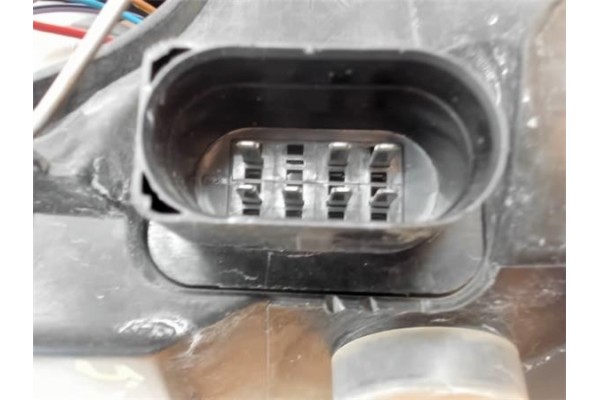 Recambio de faro delantero dcho para seat ibiza (6k1) 1.4 referencia OEM IAM 6K1941044A 2742070 6K1941030C , SEAT | 6K1941043A ,